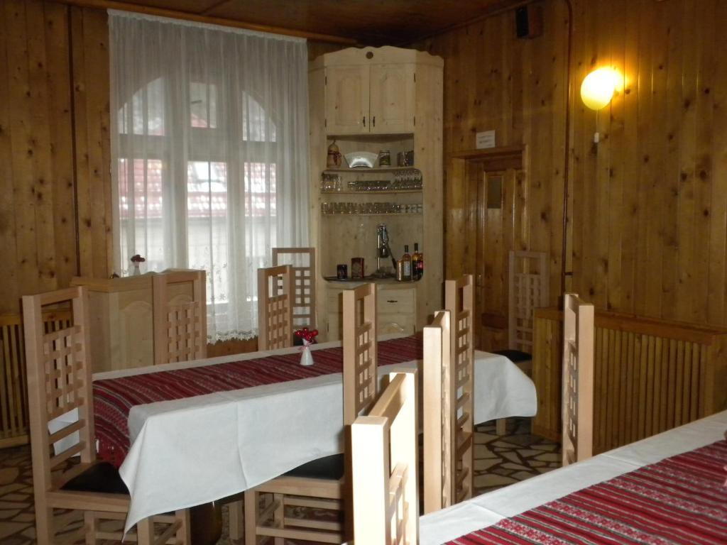 Rem'S Pension Рышнов Экстерьер фото