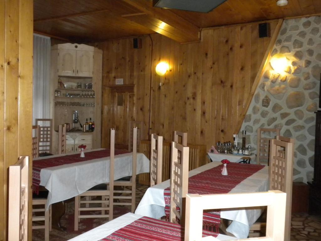 Rem'S Pension Рышнов Экстерьер фото